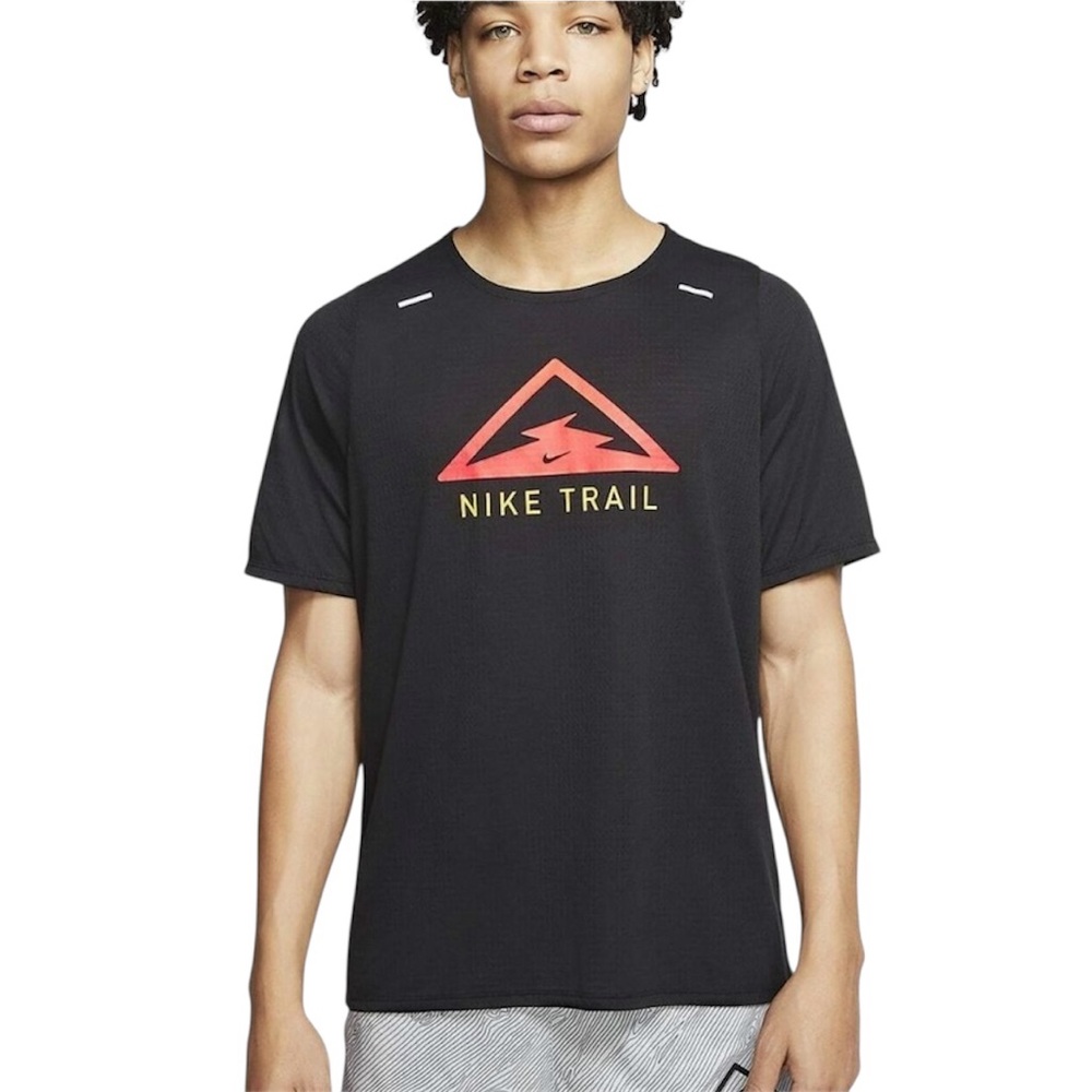 Nike Rise 365 Trail Running Mesh Knit Men's Black Tee Medium NWT DJ0600-010